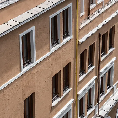 Hotel Monte Cenci 4*