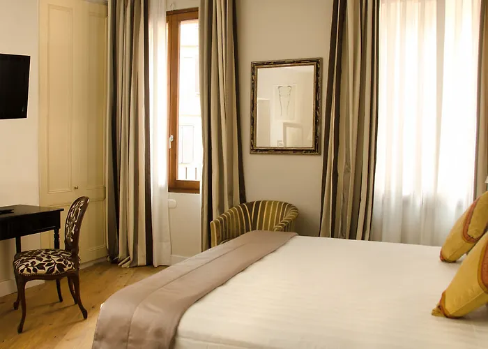 Monte Cenci Hotel Rome