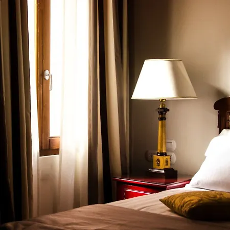 Monte Cenci 4* Rome