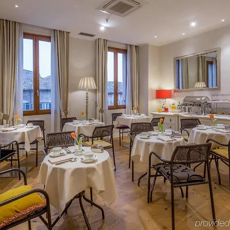 Hotel Monte Cenci Rome