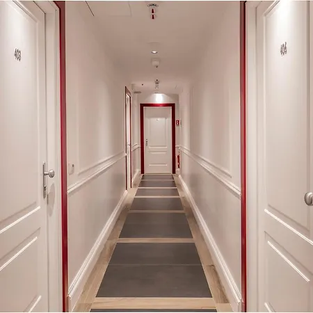 Monte Cenci Hotel 4*