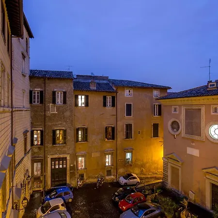 Monte Cenci Hotel