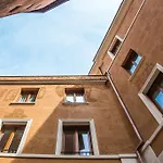 Monte Cenci 4* Rome